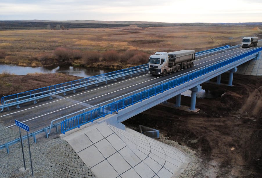 В Оренбургской области капитально отремонтирован мост через реку Чебеньку