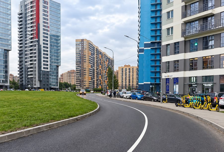 В Санкт-Петербурге обновили Заречную улицу